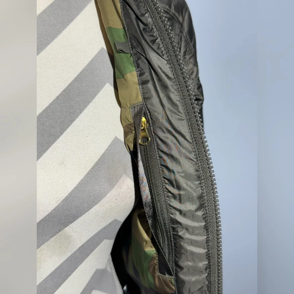 The North Face Women's Puffer Jacket - Olive